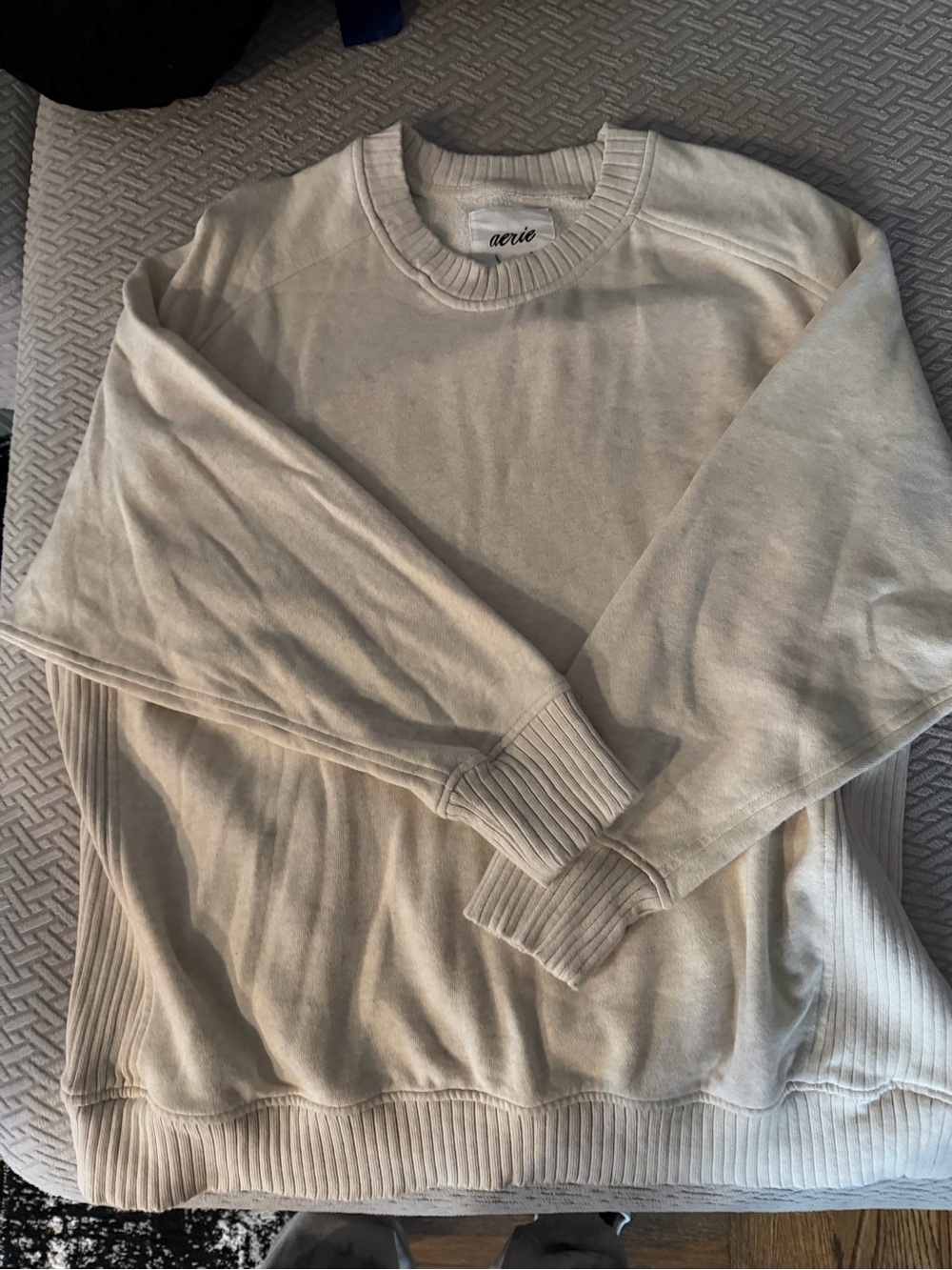 aerie Womens’s Crewneck Sweater - Cream L NWOT Washed once, Never Worn